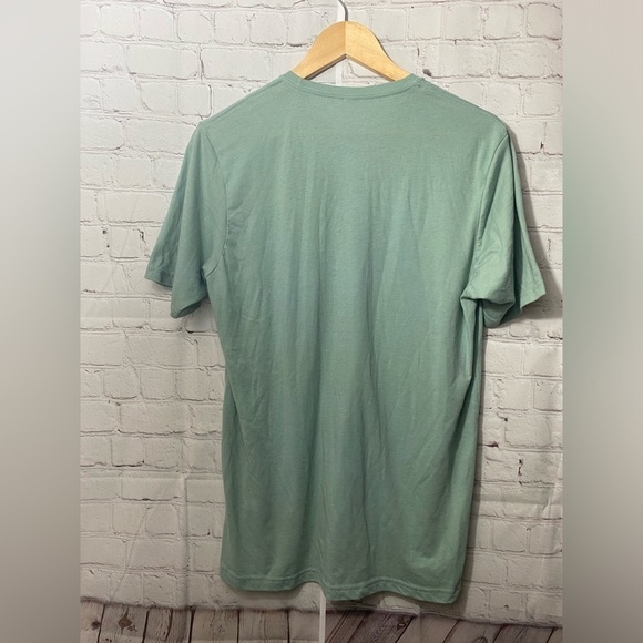 Texas True Threads Womens Size Large Sage Green
Faith Inspired Graphic Tee - Picture 3 of 4